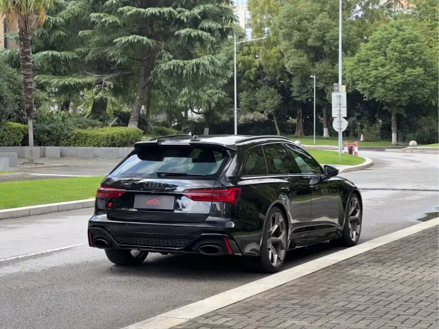 Audi RS 6 — Фото автомобиля 6