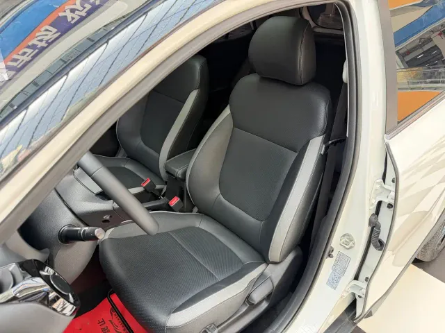 Kia KX1 — Фото автомобиля 16