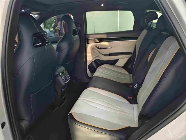 BYD Song PLUS — Фото автомобиля 9