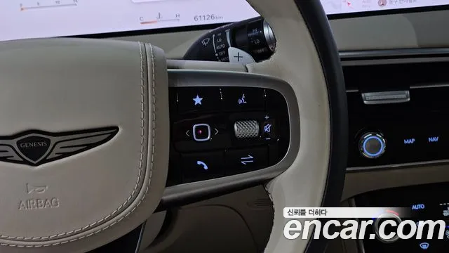 Genesis GV70 — Фото автомобиля 24