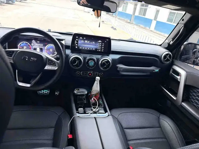 BAIC BJ40 — Фото автомобиля 8