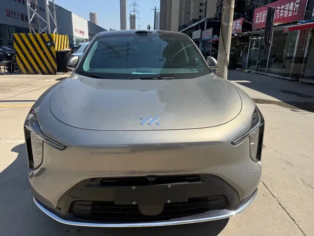IM Motors LS6 — Фото автомобиля 2