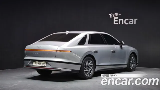 Hyundai Grandeur Grandeur (GN7) 3.5 LPG 2WD (Такси) — Фото автомобиля 2