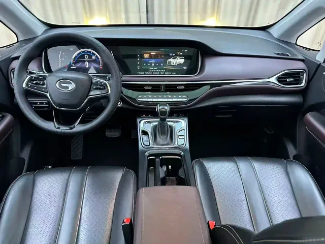GAC Trumpchi M6 — Фото автомобиля 17