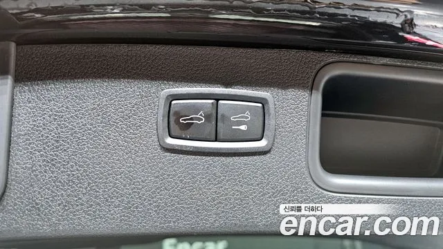 Porsche Macan — Фото автомобиля 20