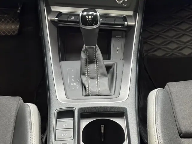 Audi Q3 — Фото автомобиля 21
