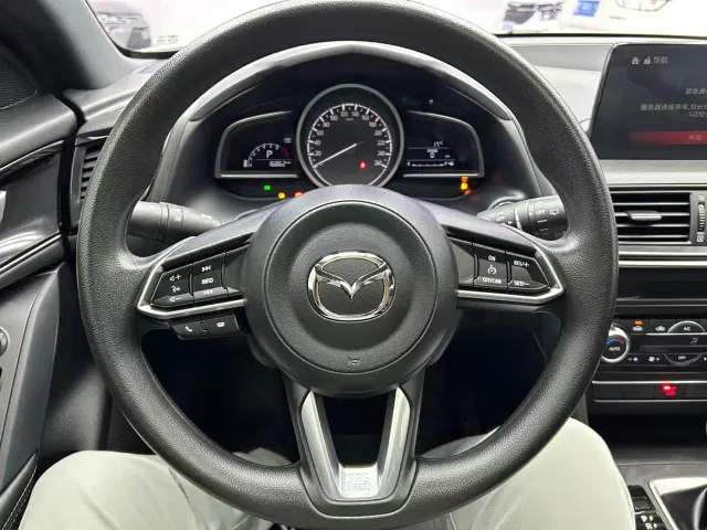 Mazda CX-4 — Фото автомобиля 13