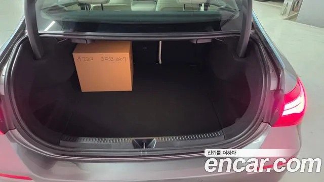 Mercedes-Benz A-Class — Фото автомобиля 13
