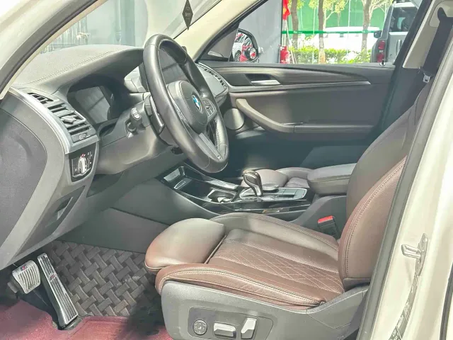 BMW X3 — Фото автомобиля 16