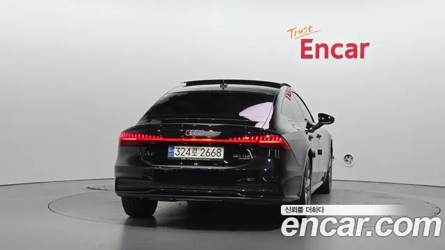 Audi A7 4K — Фото автомобиля 4