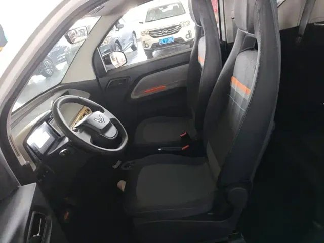 Wuling Hongguang Mini EV — Фото автомобиля 14