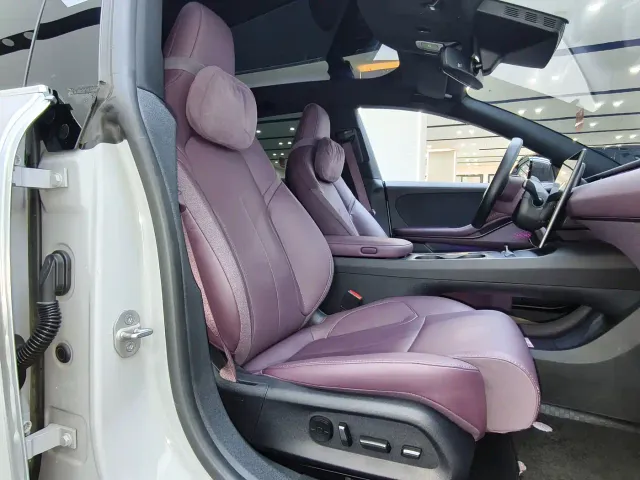 Nio ET5 Touring — Фото автомобиля 12