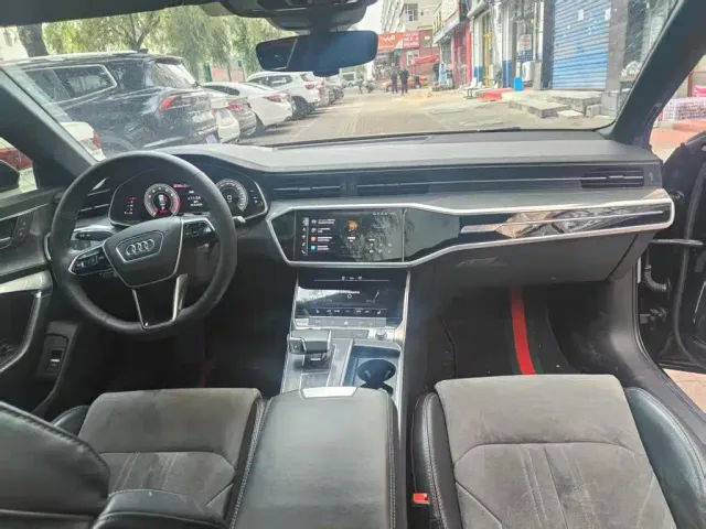 Audi A6L — Фото автомобиля 3