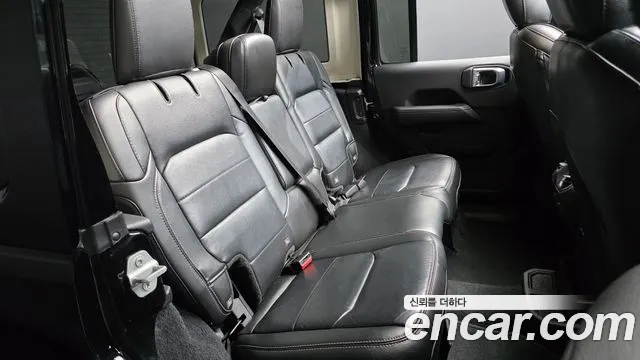 Jeep Wrangler Wrangler (JL) — Фото автомобиля 11