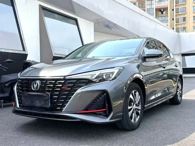 Фотография автомобиля — Changan Eado