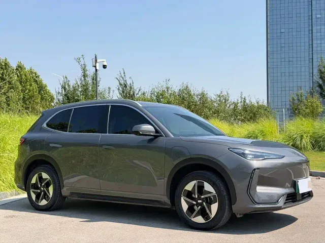 Geely Galaxy E5 — Фото автомобиля 3