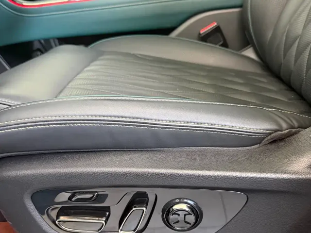 GAC Trumpchi GS8 — Фото автомобиля 15