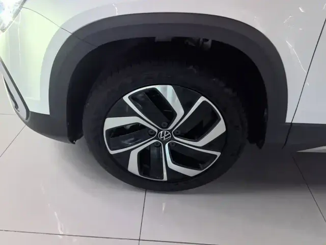 Volkswagen Tharu — Фото автомобиля 22