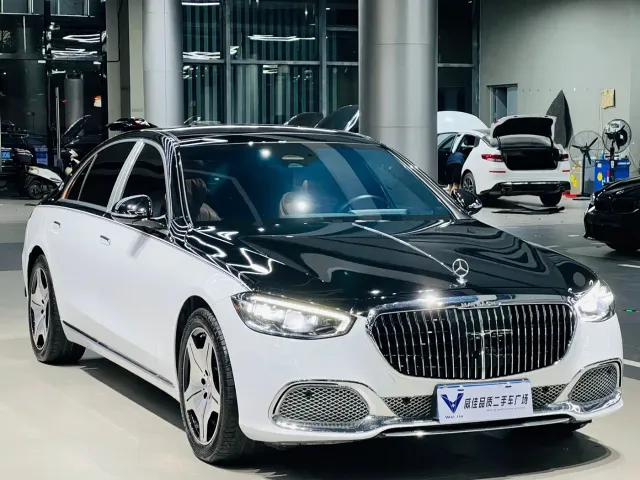 Mercedes-Benz S-Class — Фото автомобиля 3