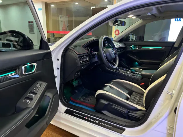 Honda Civic — Фото автомобиля 7