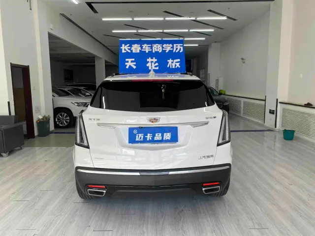 Cadillac XT5 — Фото автомобиля 8