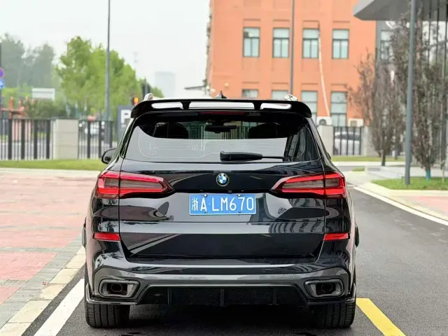 BMW X5 — Фото автомобиля 8