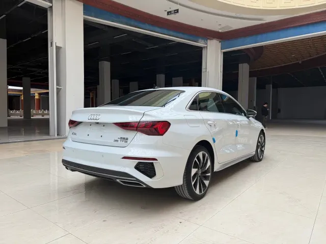 Audi A3 — Фото автомобиля 4