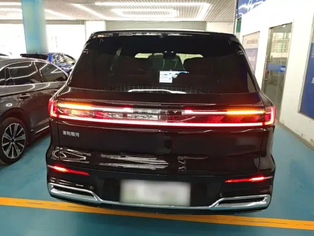 Geely Galaxy M9 — Фото автомобиля 5