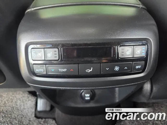 Hyundai Palisade Palisade Дизель 2.2 2WD — Фото автомобиля 15