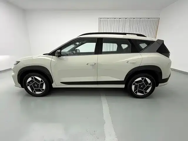 Hyundai ELEXIO — Фото автомобиля 7