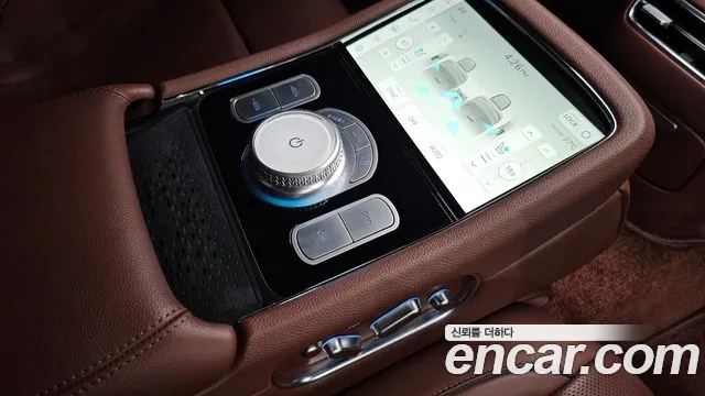 Genesis G90 Бензин 3.5 турбо AWD — Фото автомобиля 17