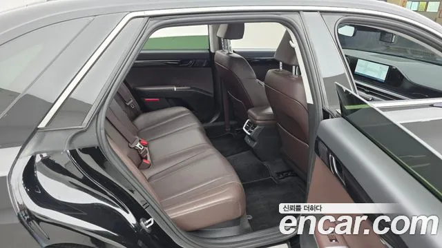 Hyundai Grandeur GN7 — Фото автомобиля 12