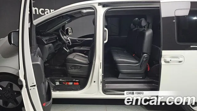 Hyundai Staria — Фото автомобиля 10