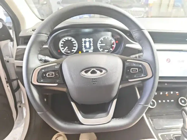 Chery Arrizo 5 — Фото автомобиля 10