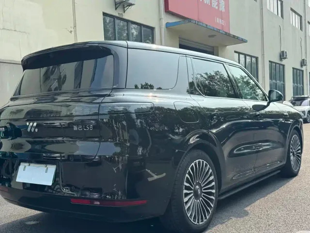 IM Motors LS8 — Фото автомобиля 15