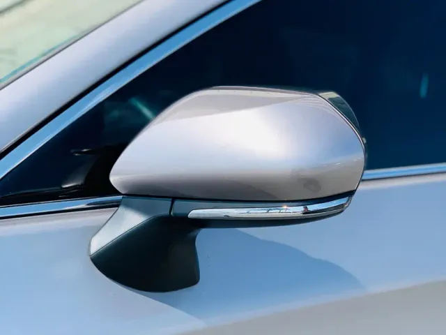 Toyota Avalon — Фото автомобиля 10