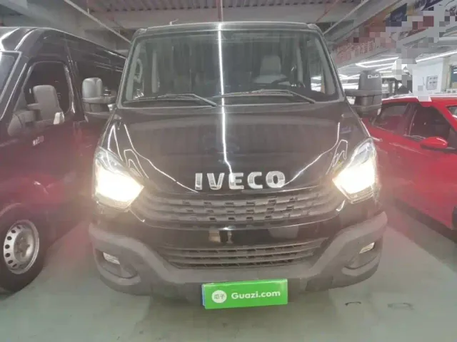 Iveco Daily — Фото автомобиля 2