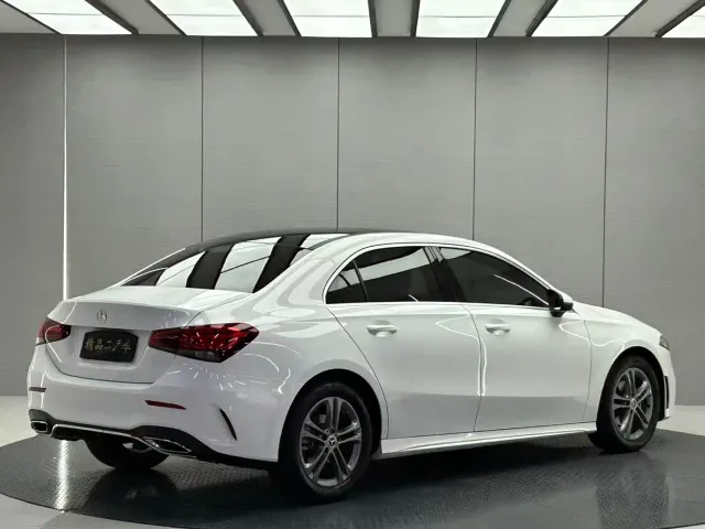 Mercedes-Benz A-Class — Фото автомобиля 5