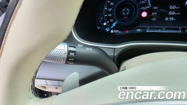 Genesis GV80 — Фото автомобиля 29