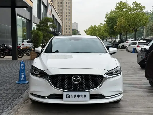 Mazda Atenza 2021 Model 2.5L Blue Sky Premium Edition — Фото автомобиля 2