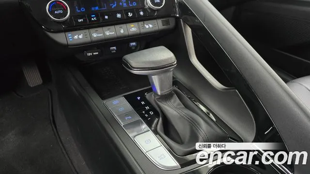 Hyundai Avante CN7 — Фото автомобиля 9