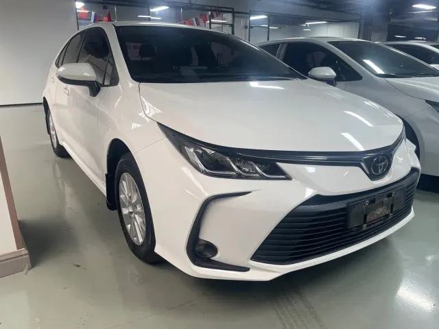 Toyota Corolla — Фото автомобиля 3