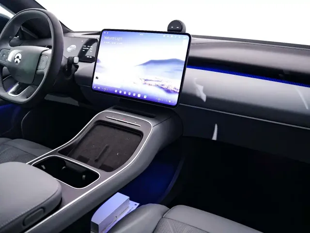 Nio ET5 Touring — Фото автомобиля 10