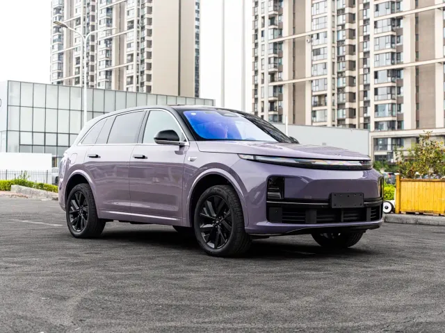 Li Auto L7 — Фото автомобиля 3