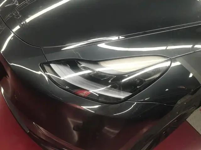 Tesla Model Y — Фото автомобиля 5