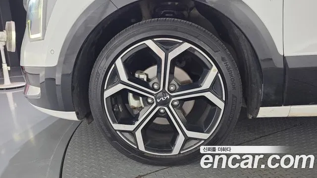 Kia Niro The All New Niro Signature — Фото автомобиля 5