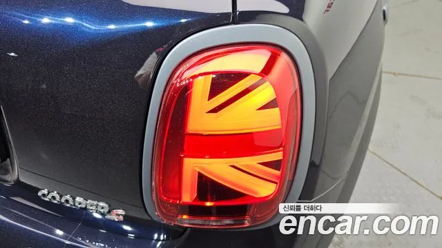 Mini Cooper — Фото автомобиля 23