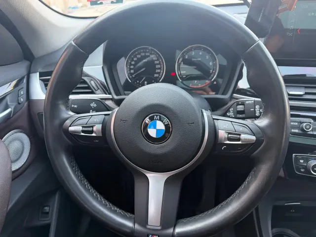 BMW X1 — Фото автомобиля 14
