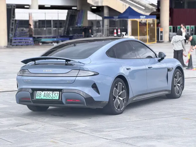 Xiaomi SU7 — Фото автомобиля 4