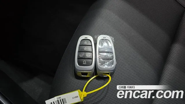 Hyundai Tucson Tucson (NX4) Бензин 1.6 турбо 2WD — Фото автомобиля 17